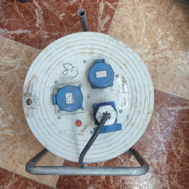 Enrollador cable 25m - famatel