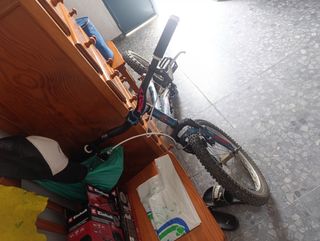 Bici de trial
PREC NEGOCIable o cambio escu ofert