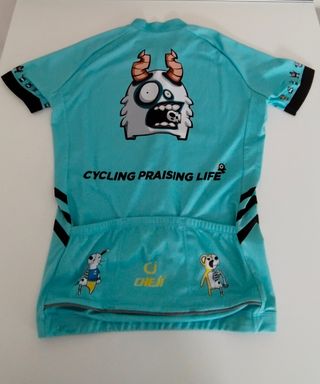 Ropa ciclismo niño 12 años.