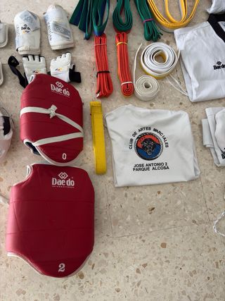 Kit Taekwondo Daedo - Niño y adulto 