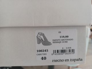 Sandalias Cuplé amarillo mostaza de antelina, 40