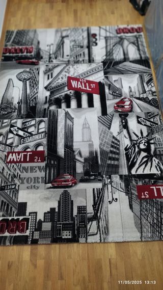 Alfombra Nueva York | Gris y Rojo (NO HAGO ENVIOS)
