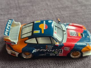 Miniatura Porsche 911 Repsol Le Mans, escala 1:43