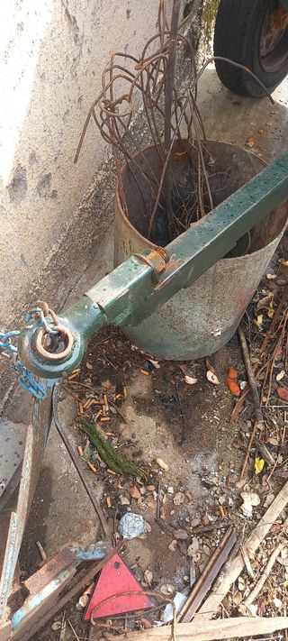 Remolque carro sin documentación.