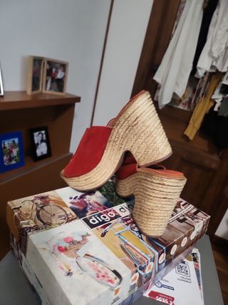 Sandalias rojas Digo Digo - Talla 36