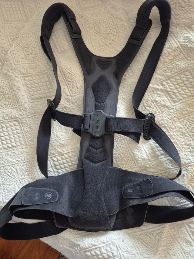 Corsé torácico-lumbar con Armazón rígido.