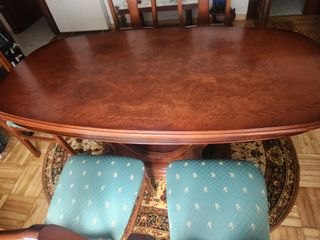 Mesa y 6 sillas de comedor