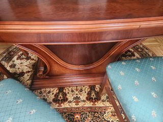 Mesa y 6 sillas de comedor