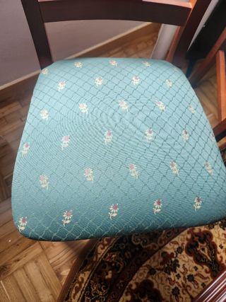 Mesa y 6 sillas de comedor