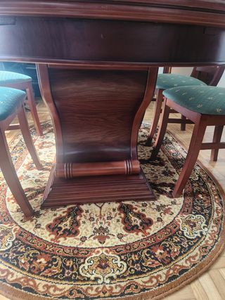 Mesa y 6 sillas de comedor