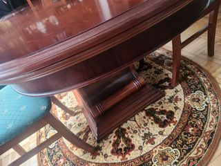 Mesa y 6 sillas de comedor