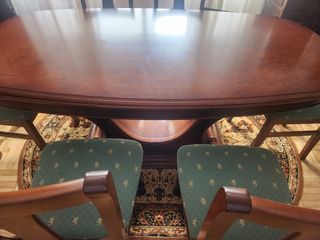 Mesa y 6 sillas de comedor