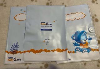 PORTACARNET DE LAS VACUNASY TARGETA SANITARIA BEBE