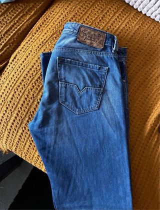 Pantalon diesel talla 31x32