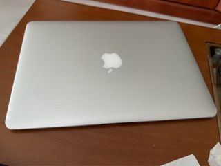 Macbook air I5. 2015 Ios. Sequoia