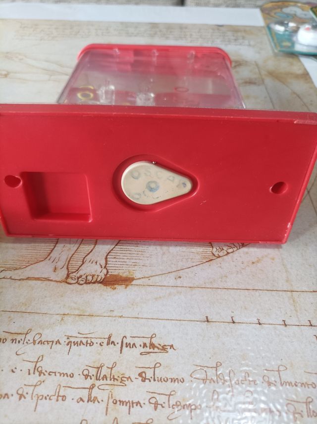 Giocattoli antichi: maratona e pesca