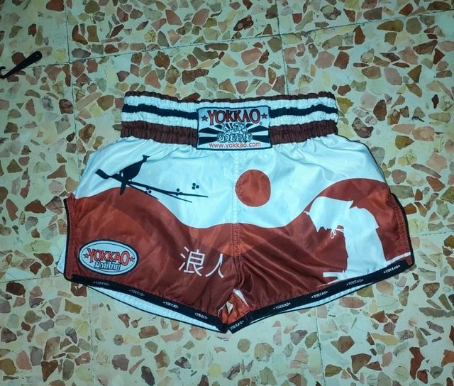 Pantaloncini Muay Thai Yokkao taglia xs