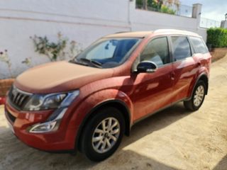 Mahindra XUV 500 2019