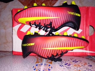 Vendo zapatillas de tacos Nike Mercurial