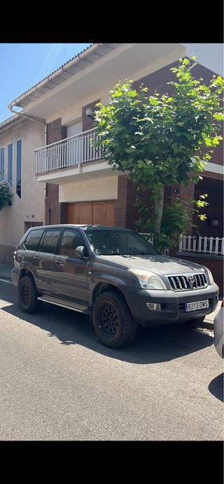 Toyota Land Cruiser llantas 120