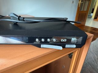 Reproductor DVD DV + TDT. USB y Tarjetas