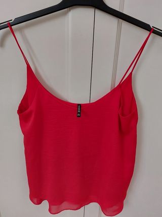 Blusa S roja Stradivarius 