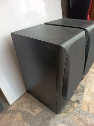 Altavoces JVC negros