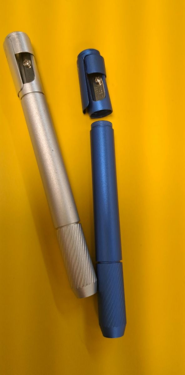 2 Portalápices Metálicos Extensores Apuralapices