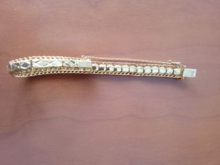 Pulsera dorada antigua