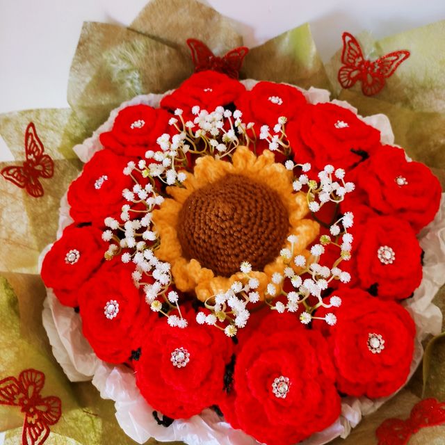 Regala un ramo de ensueño a crochet: 12 rosas