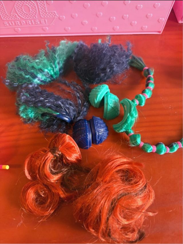 LoL Surprise+escalera expositora