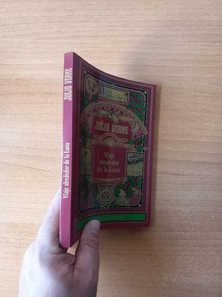 Viaje alrededor de la Luna 