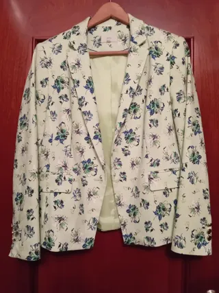 Traje pantalón y americana de mujer