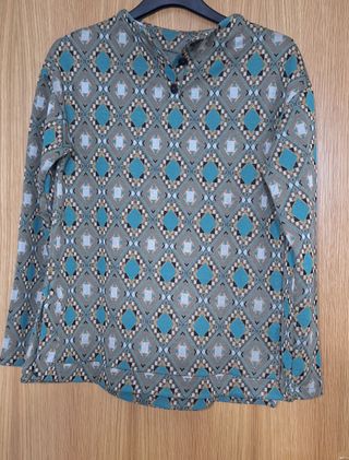 Jersey estampado geométrico