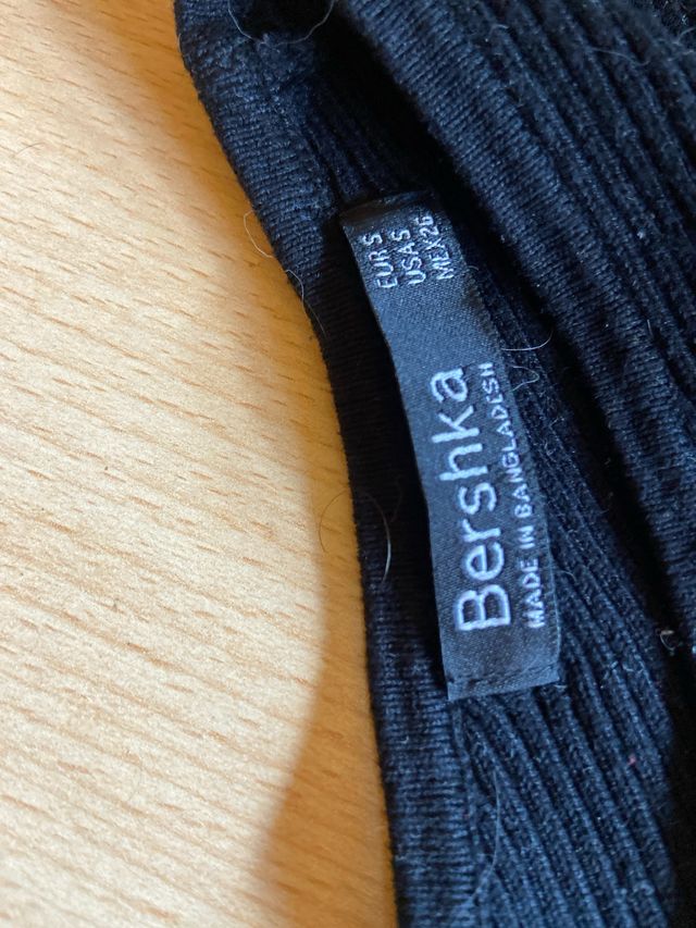 Top Bershka negro - Talla S