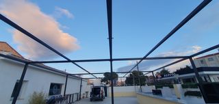 PÉRGOLA 15x10 METROS METAL NEGRO Envío disponible