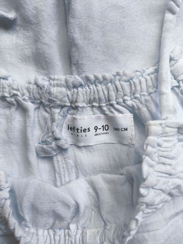 Mono de lino Lefties talla 9-10.