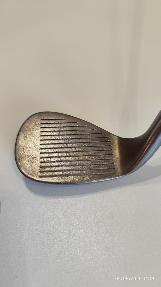 Wedge 56º Cleveland Tour Action 900