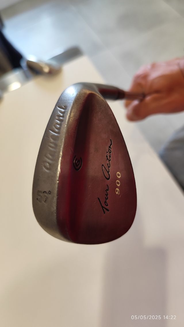 Wedge 56º Cleveland Tour Action 900