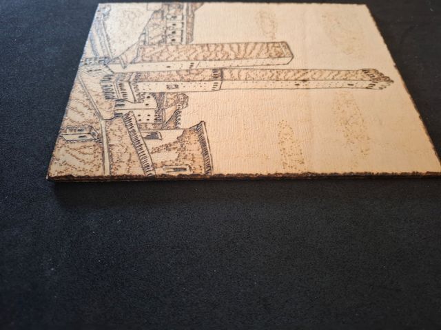 Quadro Pirografato A Mano.  Bologna