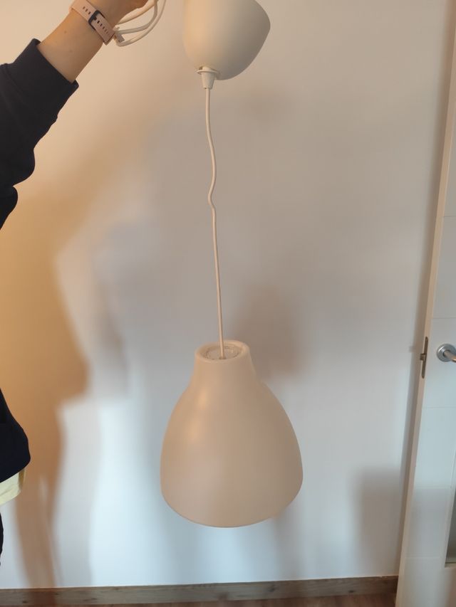 Lampara IKEA Melodi blanca