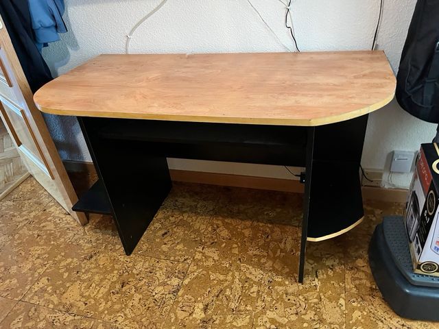 Escritorio madera - negro/marrón