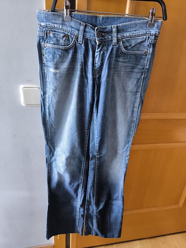 Vaqueros rotos - Talla 27