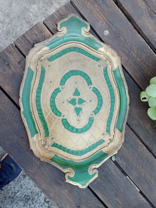Vassoio verde oro