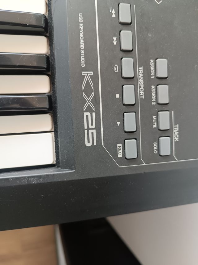Teclado Midi Yamaha KX25