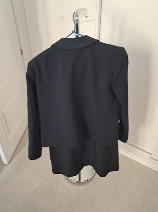 Vestido años 60 azul marino con chaqueta a juego.