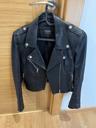 Chaqueta Zara cuero negra - Talla M