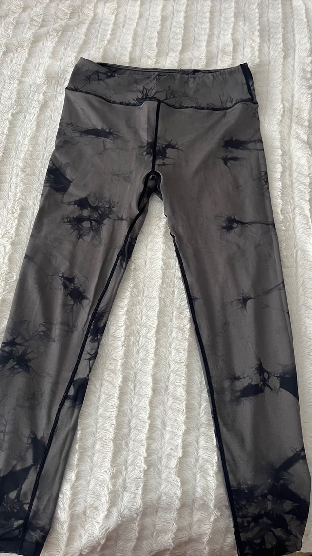 Mallas deportivas grises y negras talla m/l