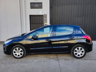 Peugeot 308 2013