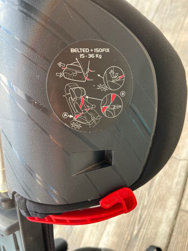 Silla coche con isofix marca Peg-Perego Viaggio2-3